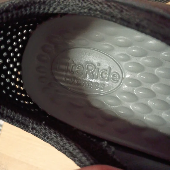 CROCS Black and White Mens Slip Ons - Picture 3 of 3